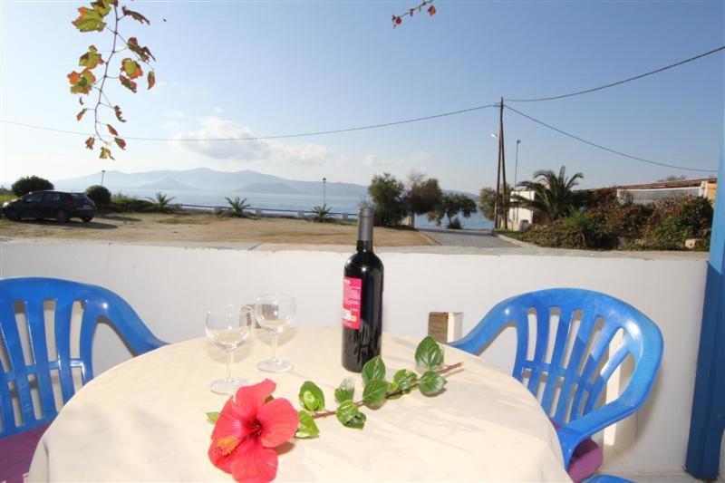 Studios Vagos 1 Agios Prokopios  Ruang foto