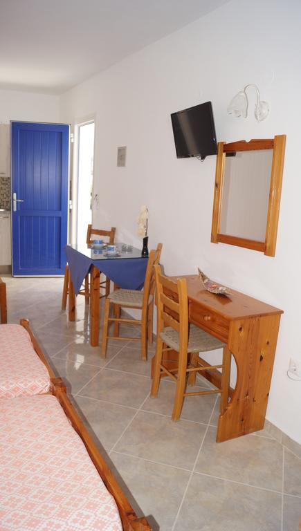 Studios Vagos 1 Agios Prokopios  Bagian luar foto